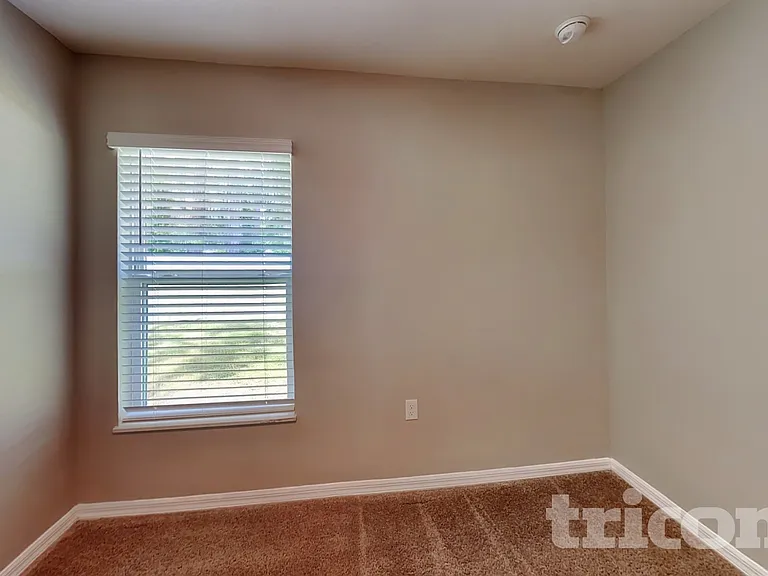 443 Underwood Trl — Photo 12