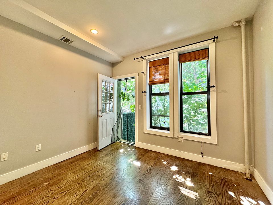 1st image of 890 Bergen St #1S