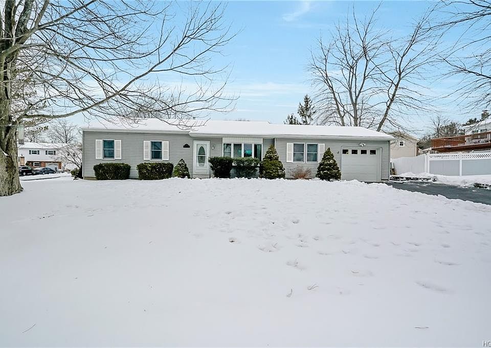 2nd image of 4 Patriot Ln