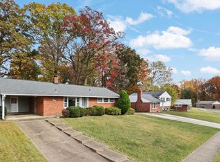 5321 Ravensworth Rd, Springfield, VA 22151