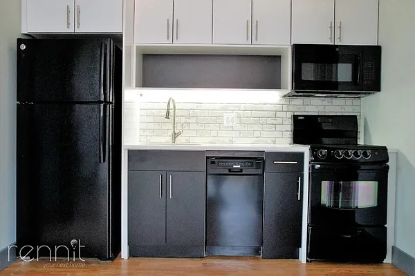 Rented by Rennit Inc. | media 44