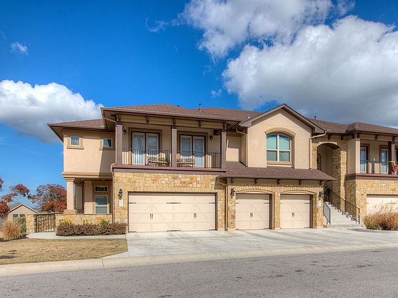 3rd image of 317 Lombardia Dr
