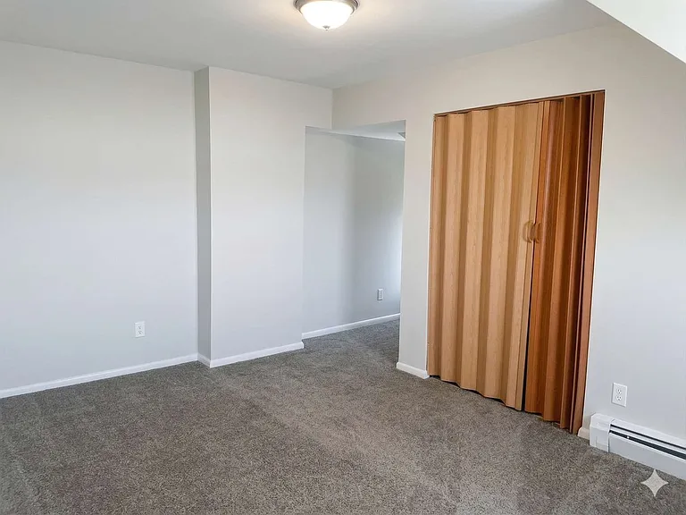 2225 Kenton St #3 — Photo 6