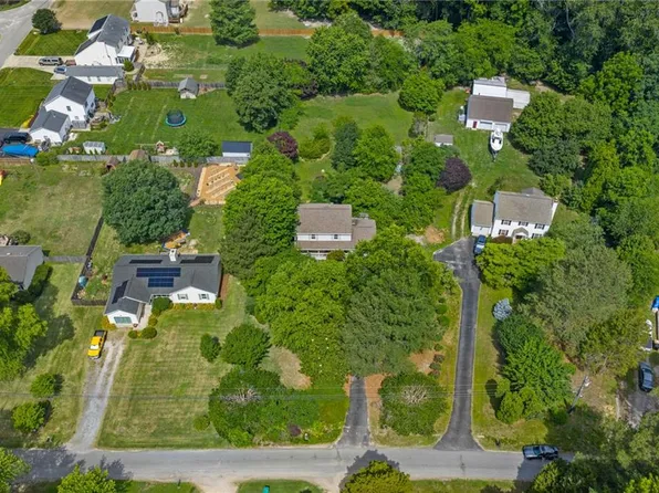 137 Sand Hill Rd, Williamsburg, VA 23188