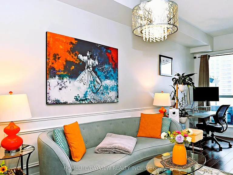 120 Harrison Garden Blvd #735 — Photo 4