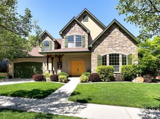 11929 N Humphreys Pl, Boise, ID 83714