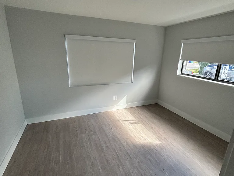 NW 59th Ave — Photo 11
