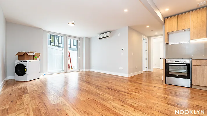 Rented by Nooklyn NYC LLC | media 69