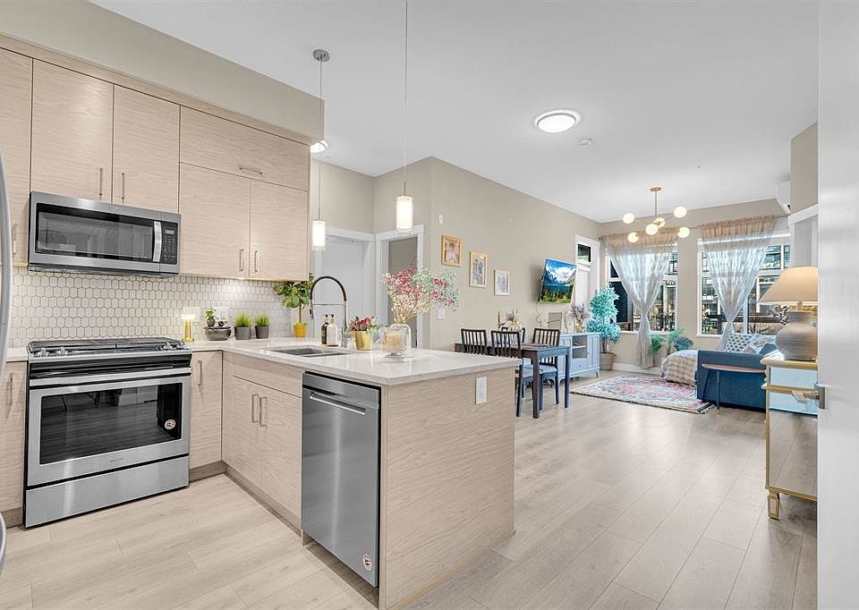 1st image of 2120 Gladwin Rd #219