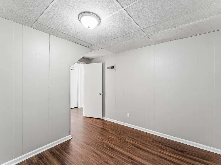 804 Pine St — Photo 33
