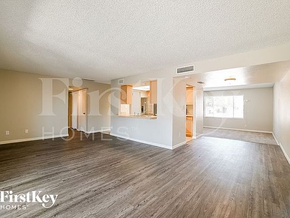 3rd image of 5235 W Desert Cove Ave