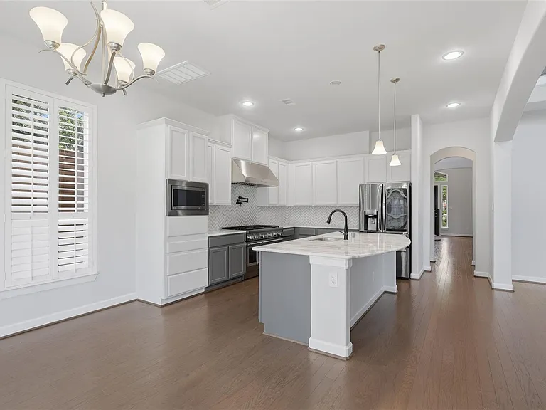 1303 Gardenia Dr — Photo 12
