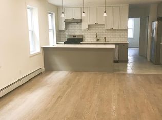 5970 61st St, Flushing, NY 11378