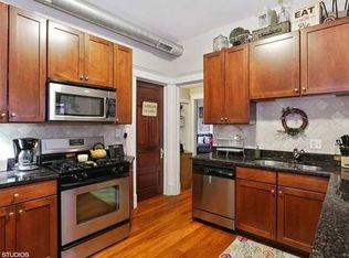 1014 W Roscoe St APT 1R, Chicago, IL 60657