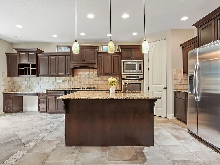 755 E Pasacana St — Photo 10