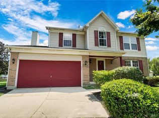924 Carriage Ln, Miamisburg, OH 45342