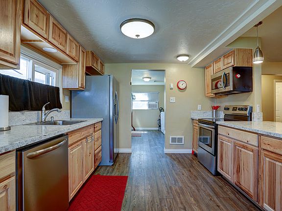 4th image of 2786 W Antler Ave