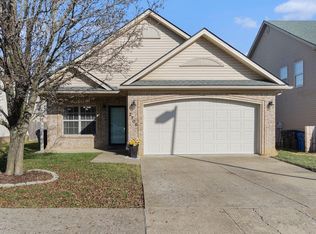 2705 Red Clover Ln, Lexington, KY 40511