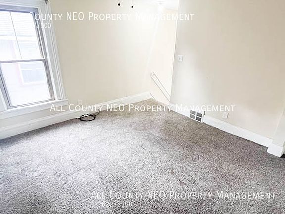 5th image of 1854 W 45th St