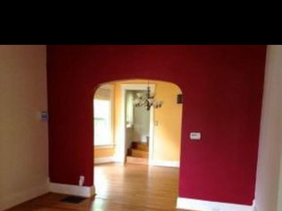 Entry room
