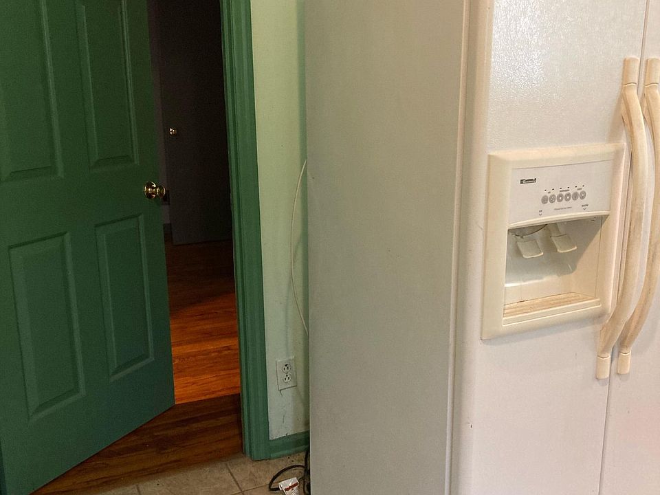 2nd image of 419 Toney Rd