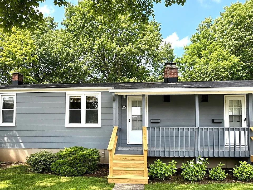23 Degraw Ave #25