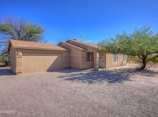5963 E Farmstead Dr, Tucson, AZ 85706