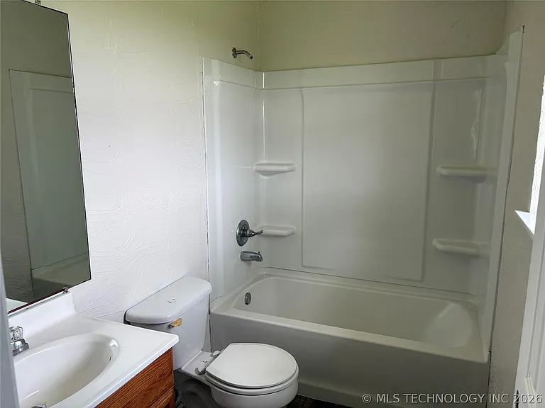 613 Sunshine Rd — Photo 12