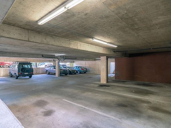5th image of 550 Bradley St #416