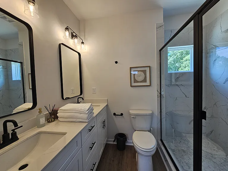 1205 Lomax Ave — Photo 20