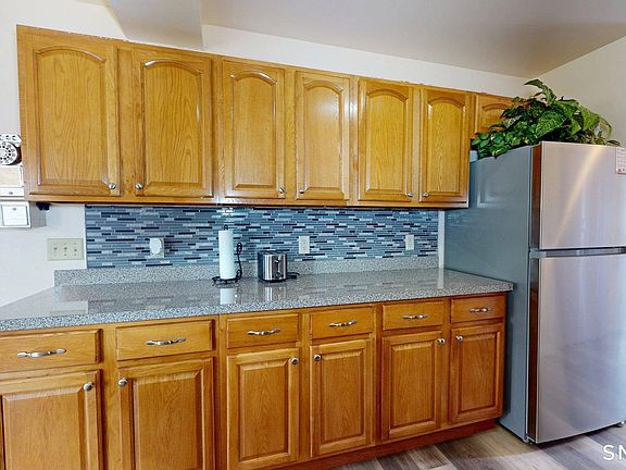 5th image of 64 Osten Boulevard #64