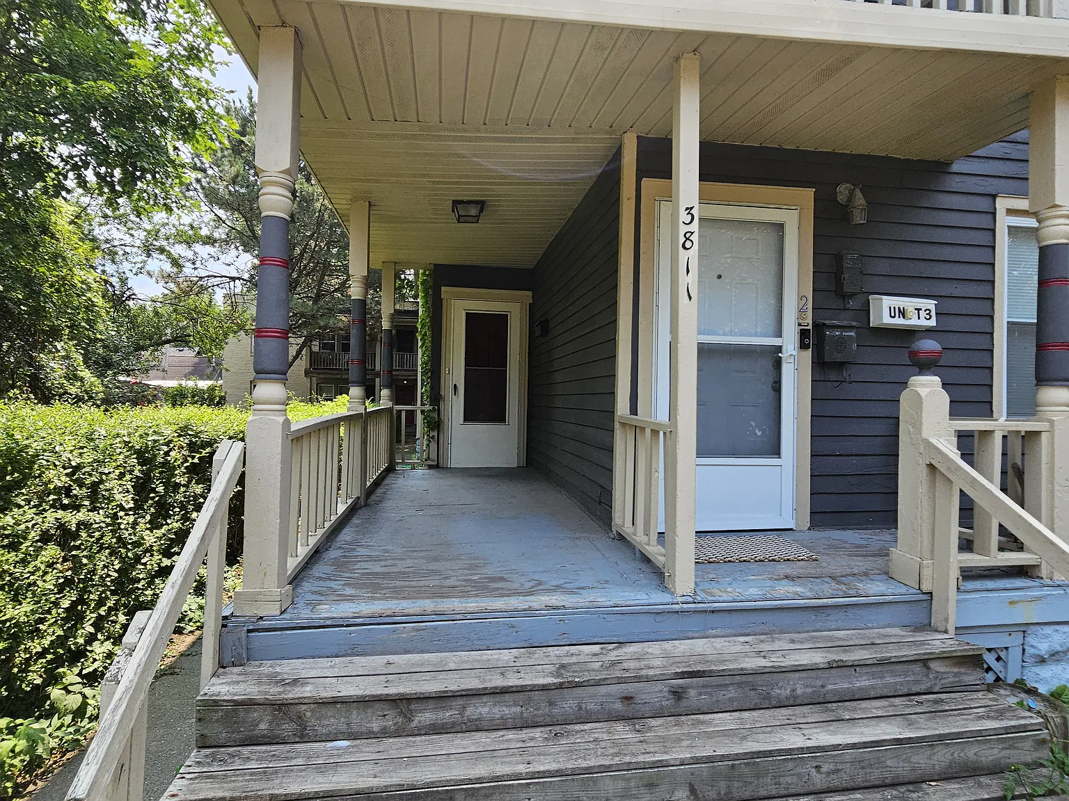 3 bed, 1200 sqft, $1,750 — Photo 3