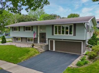 5402 Queensbridge Rd, Madison, WI 53714