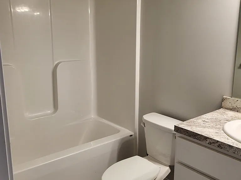 2740 Eastern Ave SE #9 — Photo 3