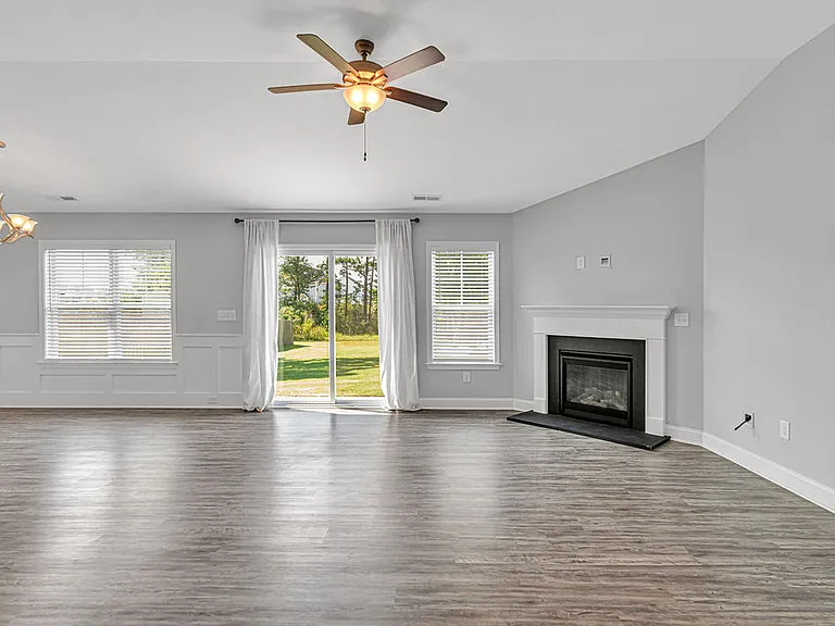203 Pastoral Ct — Photo 16