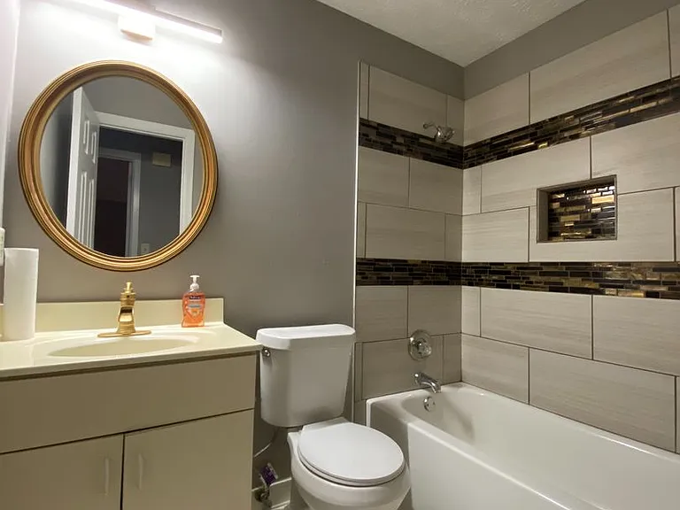 1607 Salisbury Pl — Photo 19