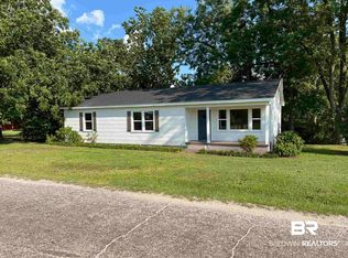 76 Johns St, Frisco City, AL 36445