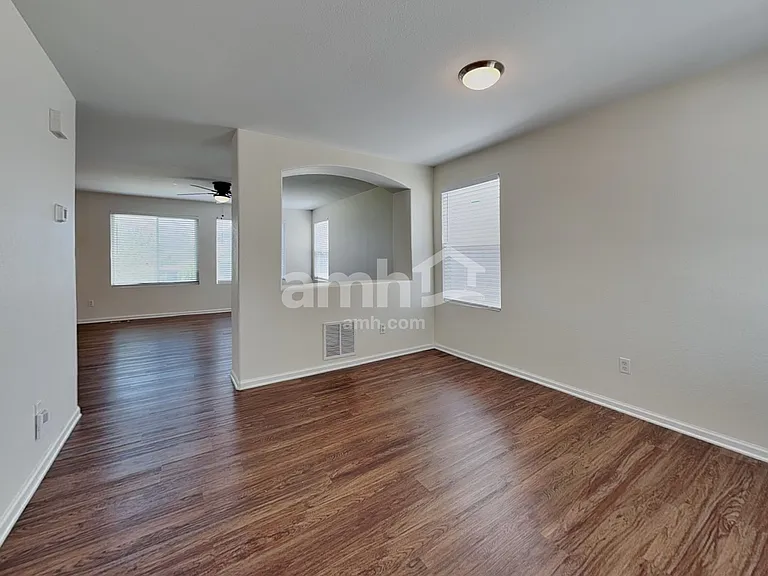 16322 E 104th Way — Photo 7