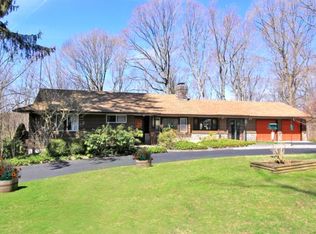 2465 Trelawn St, Yorktown Heights, NY 10598