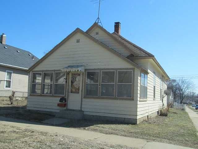 1st image of 1000 19th St