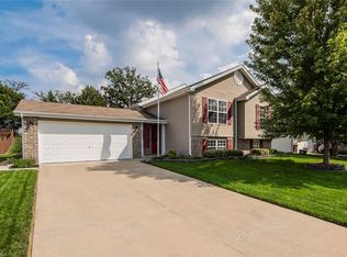 2222 Autumn Trace Pkwy, Wentzville, MO 63385