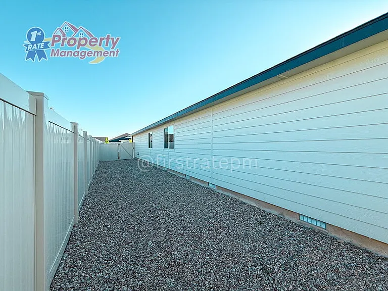 4918 Endicott Dr — Photo 22