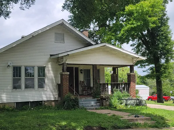 103 W Harvey St, Armstrong, MO 65230
