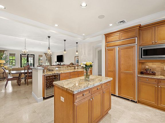 5th image of 110 Gleason Street #203