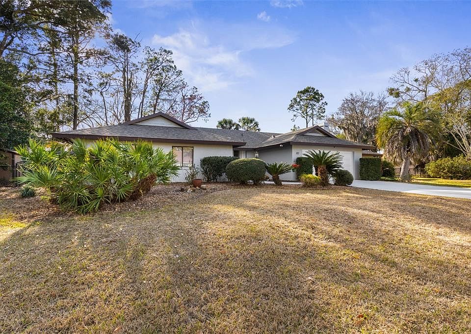 1st image of 322 WELLINGTON DRIVE