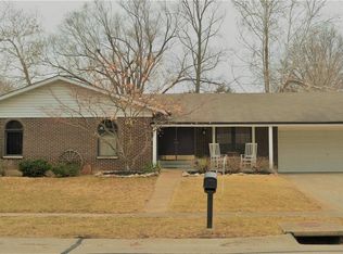 3637 Argonne Forest Dr, Florissant, MO