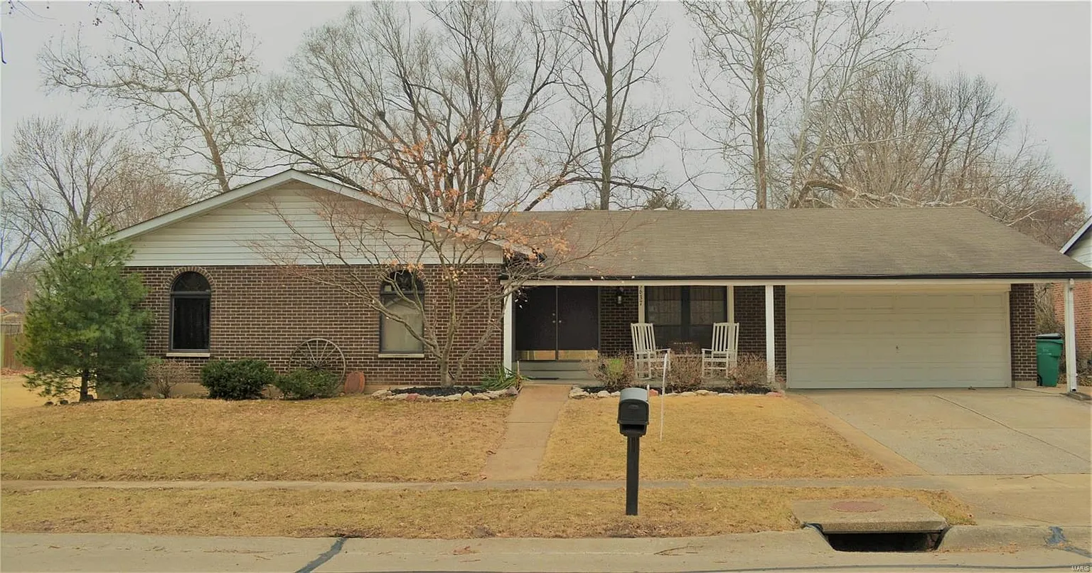 3637 Argonne Forest Dr photo 1