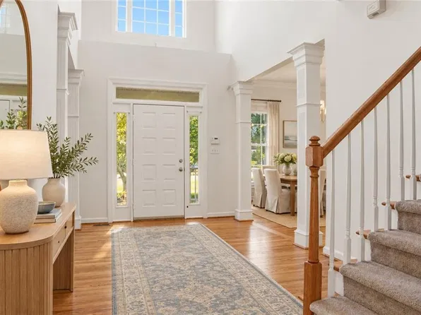 804 Wakedale Arch, Chesapeake, VA 23322