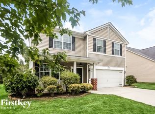 12305 Scott Creek Dr, Charlotte, NC 28213