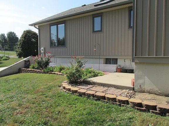 4th image of 24350 S 126th St